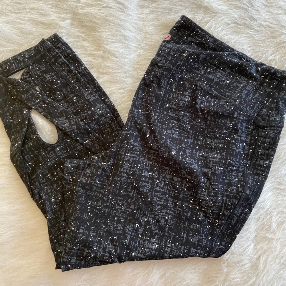 Lane Bryant Livi Active 7/8 Leggings NWOT